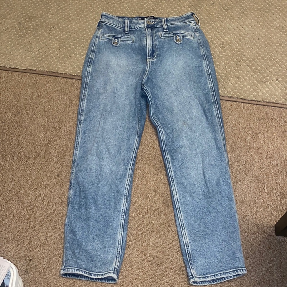 Hollister jeans high rise mom jean size 5 short inseam excellent condition